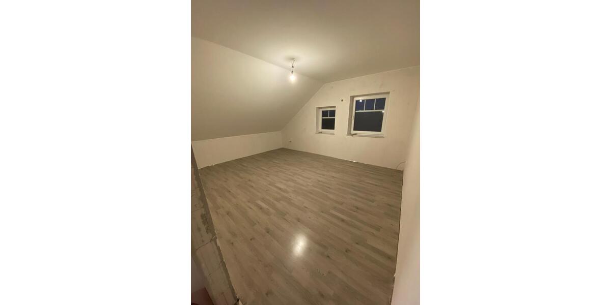 Dachgeschoßwohnung Ostrhauderfehn - 4 Zimmer, 90 m&sup2;, 750&euro; | Angebot:26671627