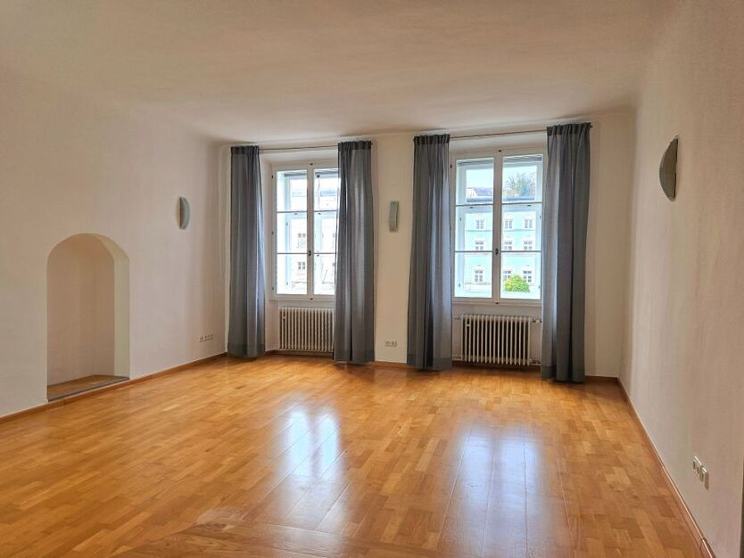 traumhafte Wohnung im ehem. kgl. bayr. Amtsgericht Tittmoning 3 zimmer