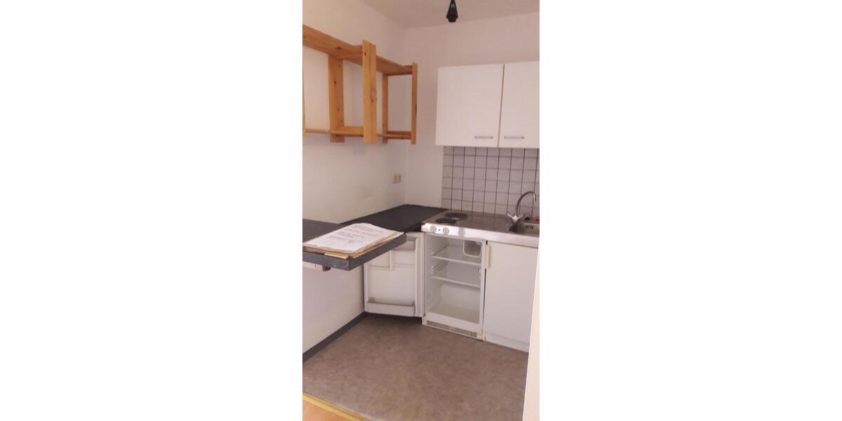 Etagenwohnung Nittendorf - 1 Zimmer, 32 m&sup2;, 395&euro; | Angebot:24270768