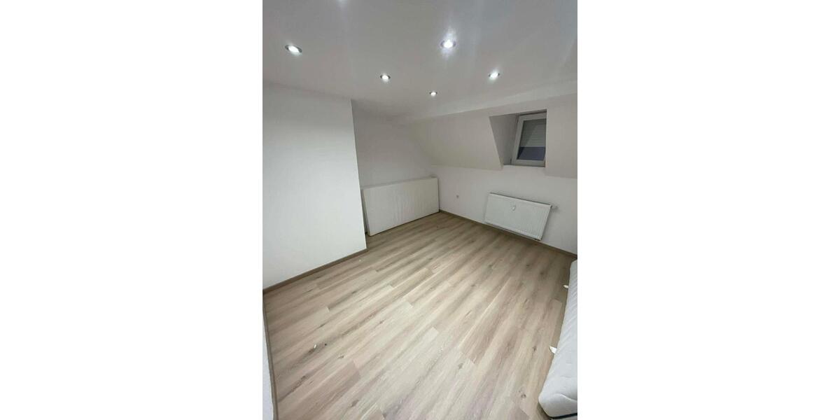 Maisonettenwohnung Albstadt - 4 Zimmer, 120 m&sup2;, 900&euro; | Angebot:25554075