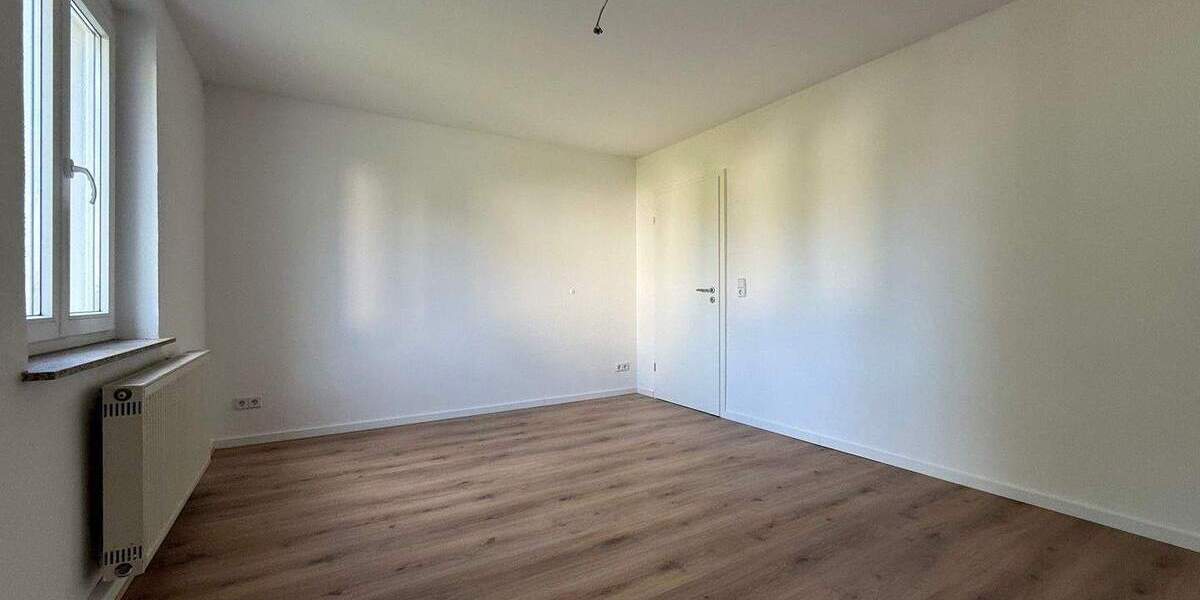 Etagenwohnung Niederwürschnitz - 4 Zimmer, 100 m&sup2;, 740&euro; | Angebot:24724210