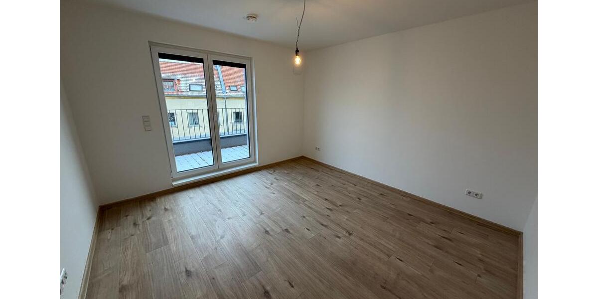 Dachgeschoßwohnung Berlin Treptow-Köpenick - 2 Zimmer, 65 m&sup2;, 1.430&euro; | Angebot:22987352