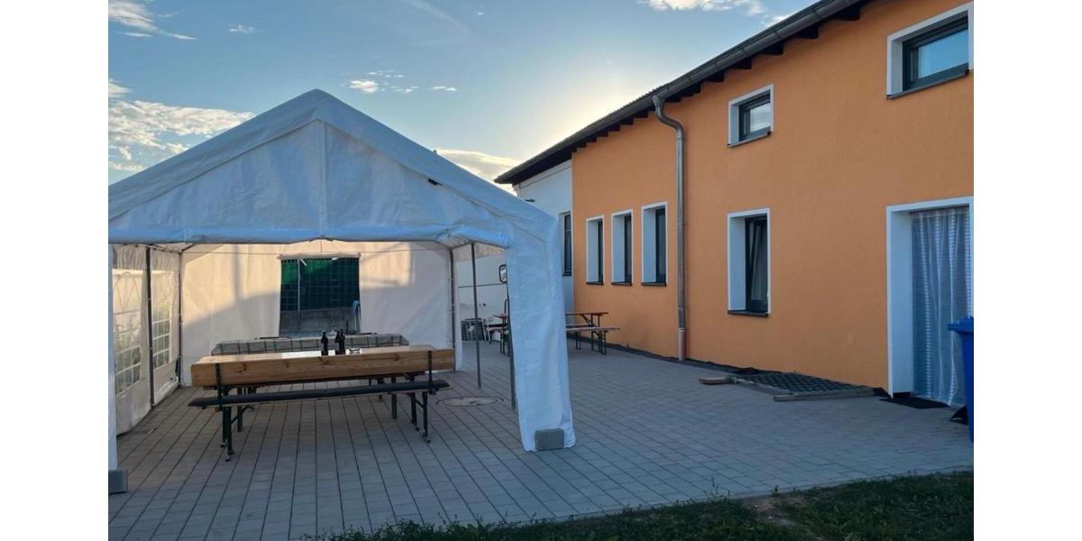 Wohnen auf Zeit Wertheim - 6 Zimmer, 250 m&sup2;, 23&euro; | Angebot:22956125