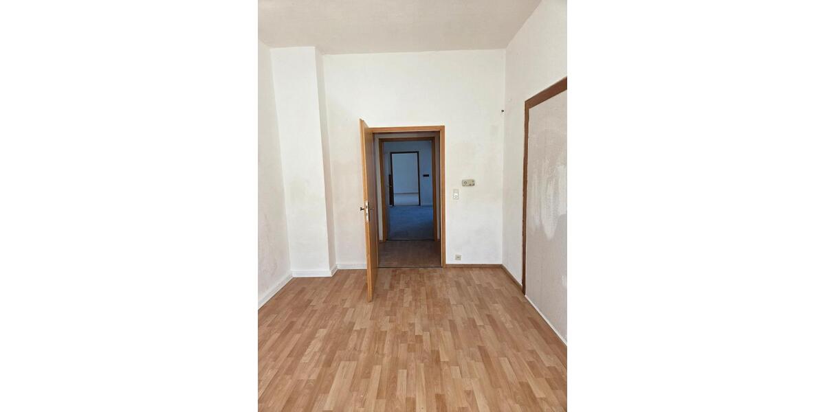 Dachgeschoßwohnung Wuppertal Gemarkung Barmen - 4 Zimmer, 90 m&sup2;, 625&euro; | Angebot:25963687