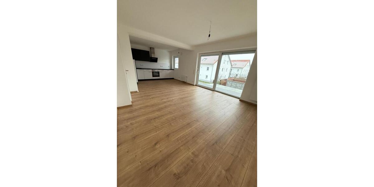 Etagenwohnung Lauingen (Donau) - 3 Zimmer, 76 m&sup2;, 1.150&euro; | Angebot:24716775
