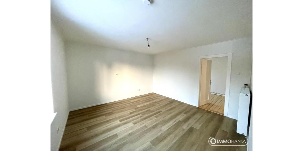 Frisch renovierte 4-Zimmer Wohnung mit Altbau-Charme in zentraler Lage in Uelzen mit Balkon und EBK 4 zimmer