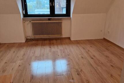 Wohnung Saarbrücken West - 1 Zimmer, 50 m&sup2;, 460&euro; | Angebot:26428825