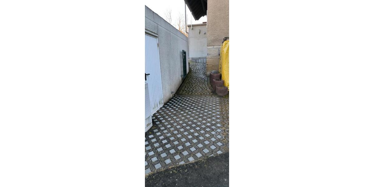 Erdgeschoßwohnung Stadtroda - 2 Zimmer, 69 m&sup2;, 459&euro; | Angebot:24826873