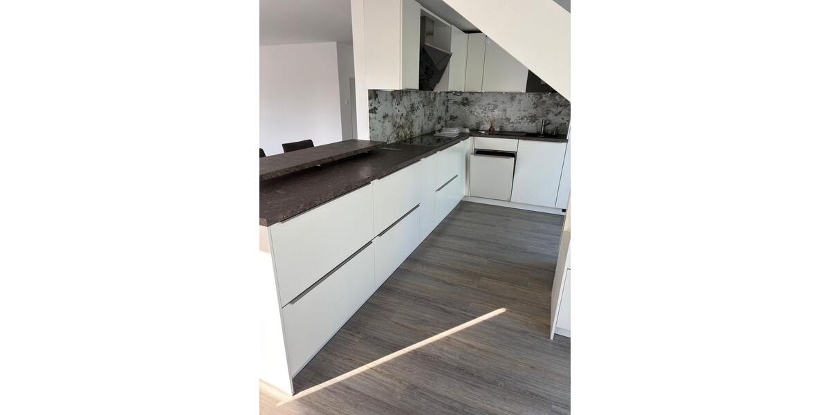 Dachgeschoßwohnung Bad Oeynhausen Dehme - 3 Zimmer, 121 m&sup2;, 1.290&euro; | Angebot:26578523