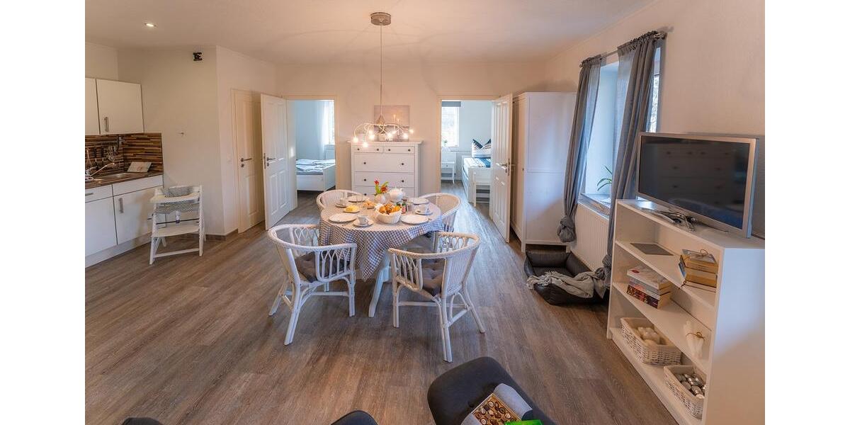 Erdgeschoßwohnung Zetel - 2 Zimmer, 54 m&sup2;, 650&euro; | Angebot:26702325