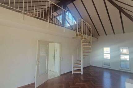 Wohnung Radebeul Niederlößnitz - 3 Zimmer, 105 m&sup2;, 1.260&euro; | Angebot:27195187