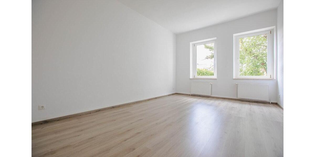 Etagenwohnung Staßfurt - 3 Zimmer, 70 m&sup2;, 350&euro; | Angebot:24976921