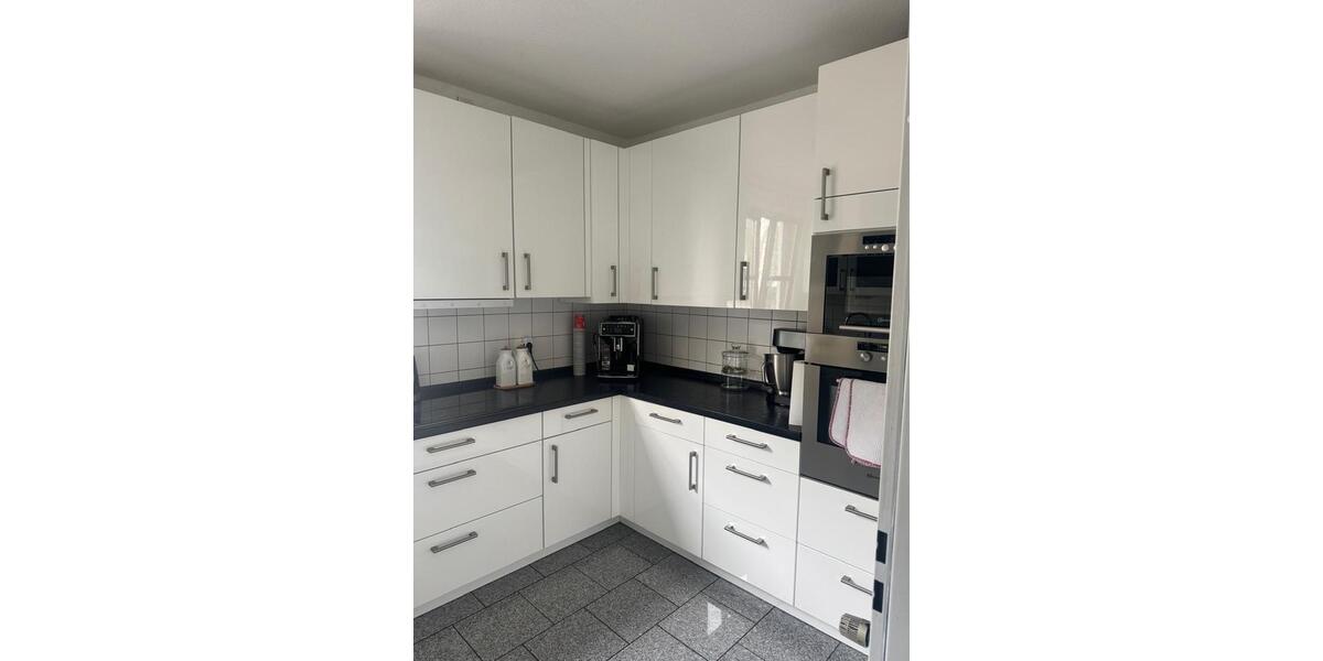 Etagenwohnung Wiesbaden Südost - 3 Zimmer, 87 m&sup2;, 1.650&euro; | Angebot:26495103