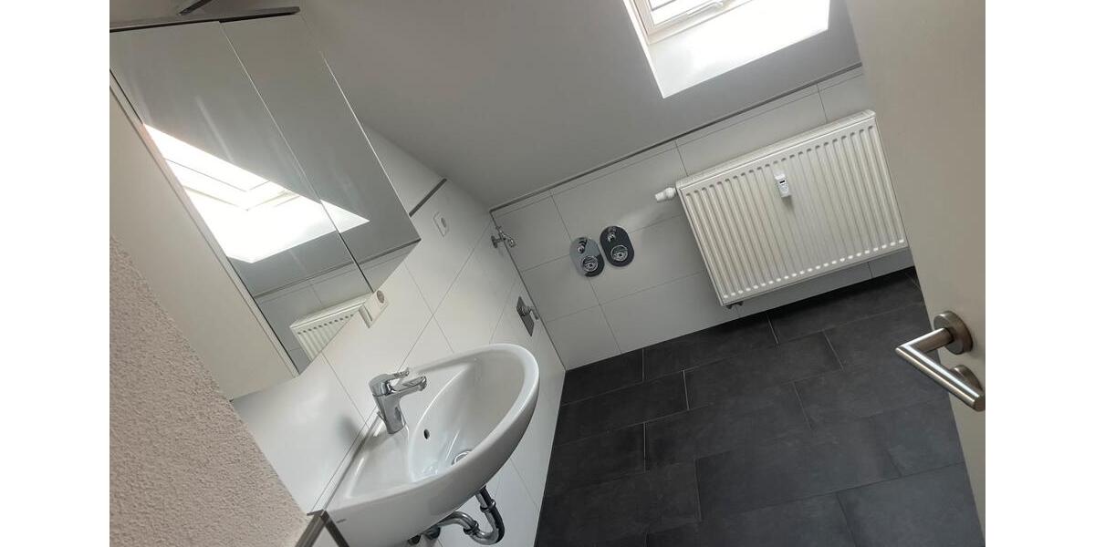 Etagenwohnung Hallerndorf - 2 Zimmer, 80 m&sup2;, 850&euro; | Angebot:25977278