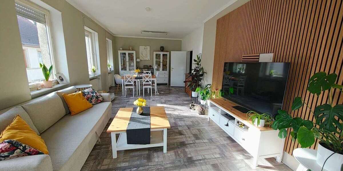 Etagenwohnung Wöllstein - 4 Zimmer, 110 m&sup2;, 1.050&euro; | Angebot:24730548