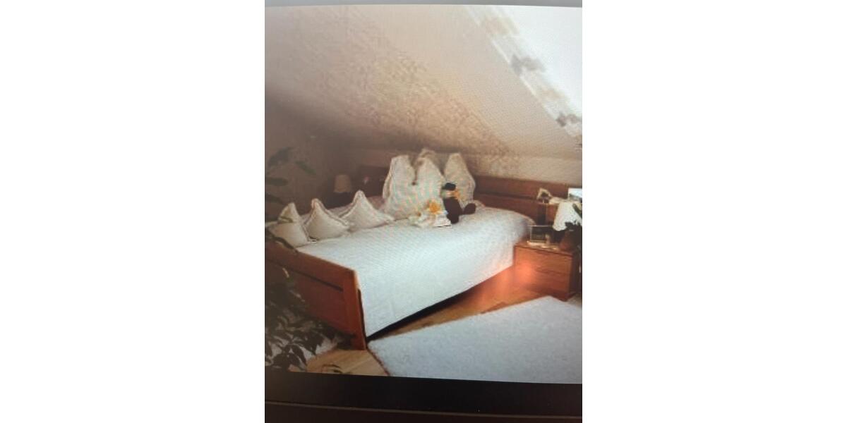 Dachgeschoßwohnung Vilshofen an der Donau - 3 Zimmer, 90 m&sup2;, 650&euro; | Angebot:26662947