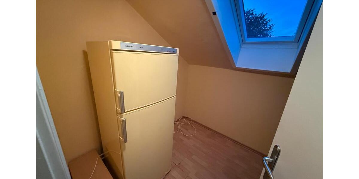 Dachgeschoßwohnung Mindelheim - 3 Zimmer, 60 m&sup2;, 990&euro; | Angebot:26671339