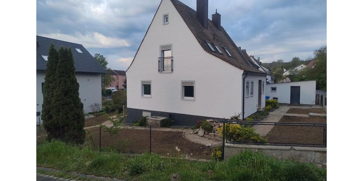 Einfamilienhaus Dettelbach - 7 Zimmer, 120 m&sup2;, 1.100&euro; | Angebot:26227861