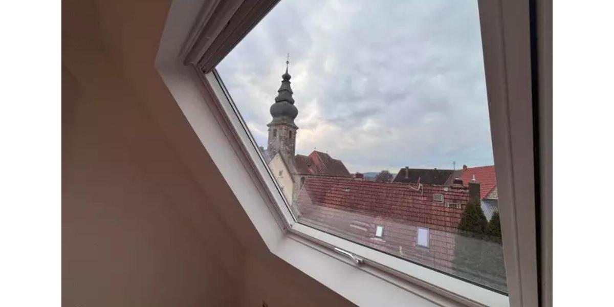 Dachgeschoßwohnung Zapfendorf - 2.5 Zimmer, 75 m&sup2;, 590&euro; | Angebot:25022756