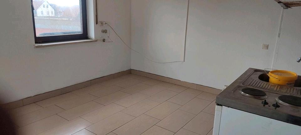 Etagenwohnung Dillingen an der Donau - 1 Zimmer, 25 m&sup2;, 10&euro; | Angebot:25975871