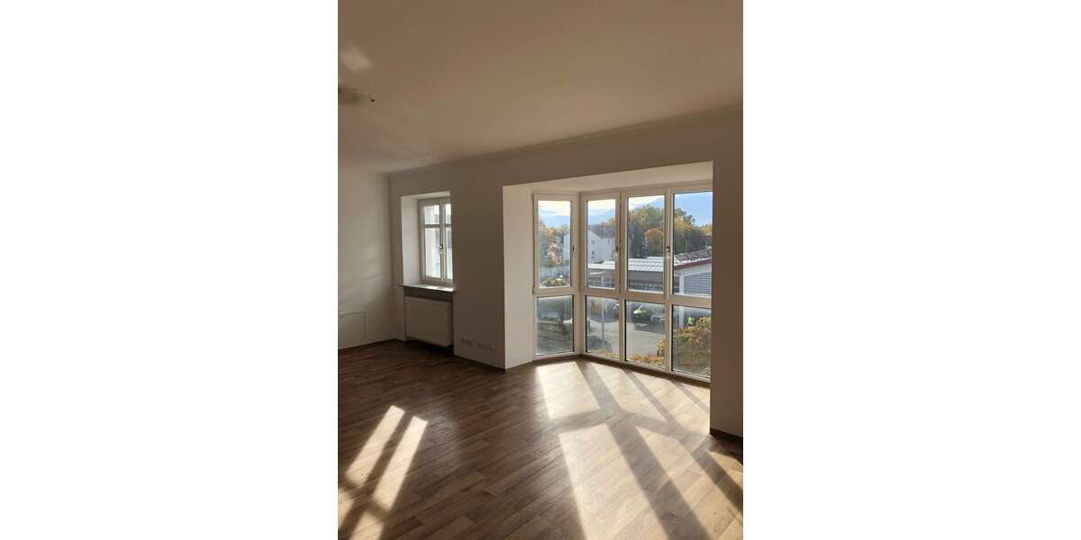 Etagenwohnung Freilassing Neuhofham - 3 Zimmer, 107 m&sup2;, 1.281&euro; | Angebot:24733826