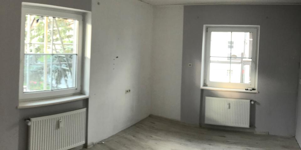Etagenwohnung Tiefenbach - 4 Zimmer, 78 m&sup2;, 360&euro; | Angebot:24854240