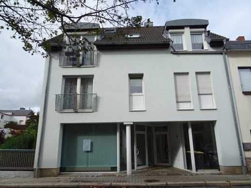 Kleine Gewerbeeinheit über 2 Etagen in Zeulenroda nach umfangreicher Sanierung zu vermieten 3 zimmer