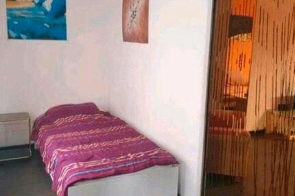 Wohnung Duisburg Duisburg-Mitte - 1 Zimmer, 40 m&sup2;, 370&euro; | Angebot:24454373