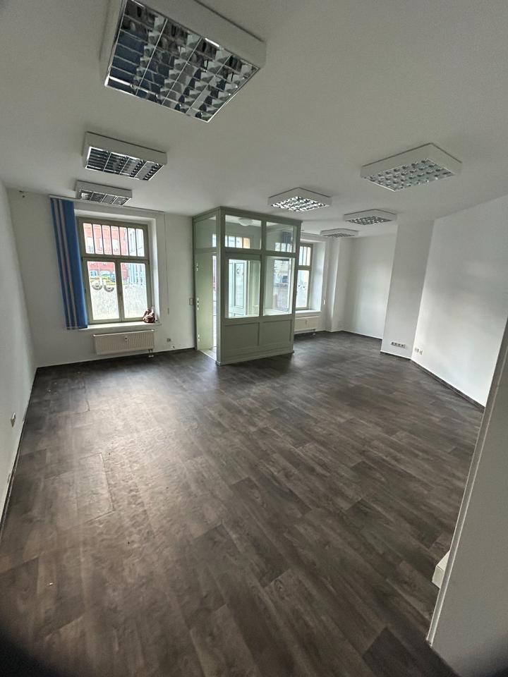 Gewerbeeinheit in der Stadtmitte von Altentreptow zu vermieten