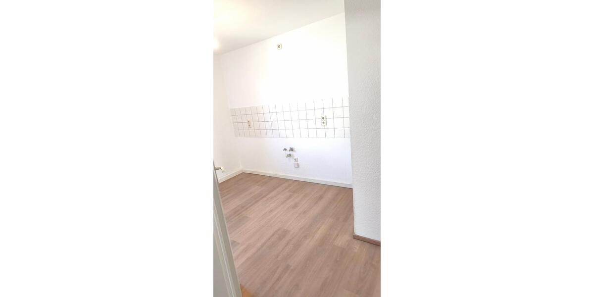 Erdgeschoßwohnung Oederan - 2 Zimmer, 51 m&sup2;, 260&euro; | Angebot:26314653