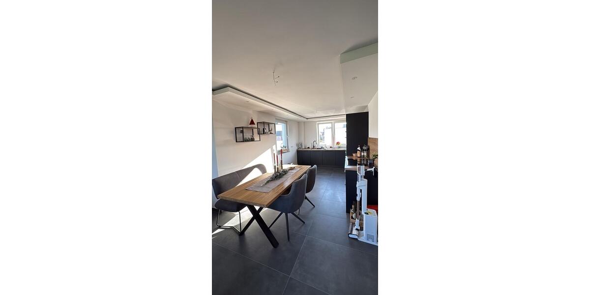 Etagenwohnung Dortmund Hombruch - 4 Zimmer, 75 m&sup2;, 1.450&euro; | Angebot:24433425