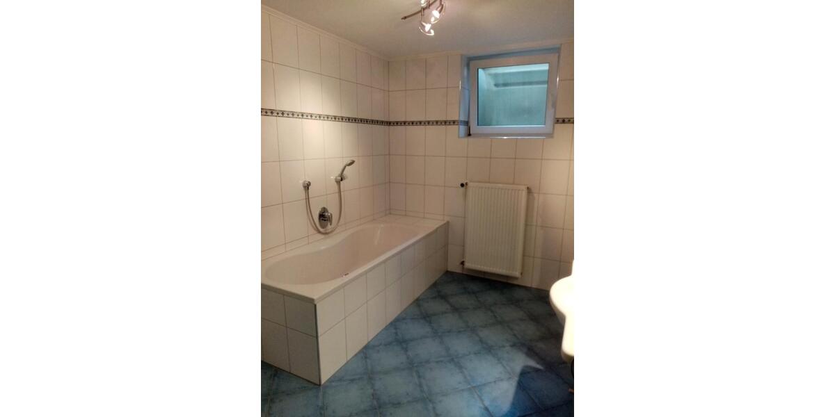 Erdgeschoßwohnung Kirchdorf im Wald - 3 Zimmer, 120 m&sup2;, 600&euro; | Angebot:26047324