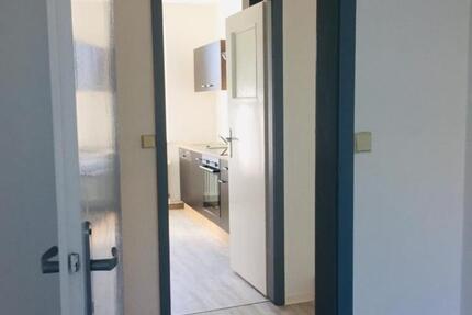 Wohnung Karstädt - 3 Zimmer, 60 m&sup2;, 325&euro; | Angebot:24846956