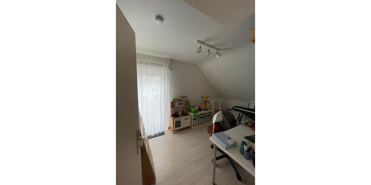 Wohnen auf Zeit Stuttgart Fasanenhof-Ost - 3 Zimmer, 70 m&sup2;, 750&euro; | Angebot:24868145