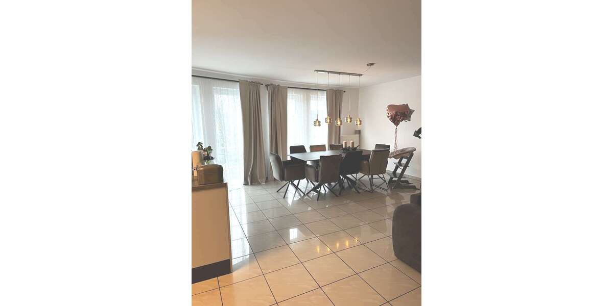 Etagenwohnung Rheinbach - 4 Zimmer, 117 m&sup2;, 1.059&euro; | Angebot:27229992