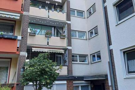 Wohnung Köln-Pesch Pesch - 3 Zimmer, 83 m&sup2;, 1.350&euro; | Angebot:25062906