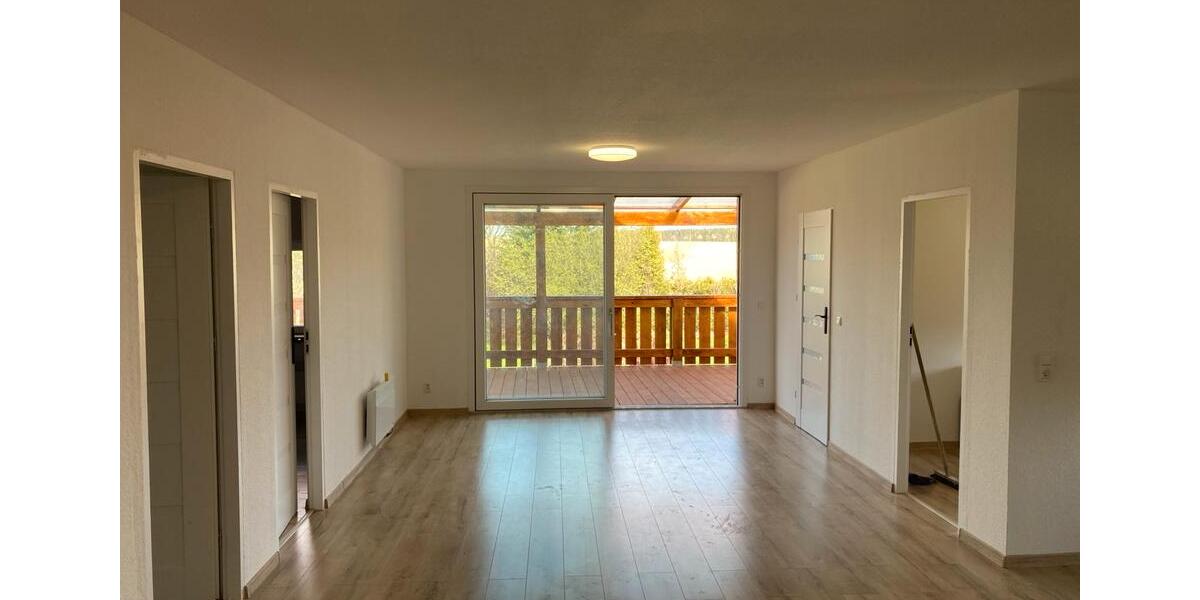 Etagenwohnung Bischofswerda - 4 Zimmer, 113 m&sup2;, 850&euro; | Angebot:24566018