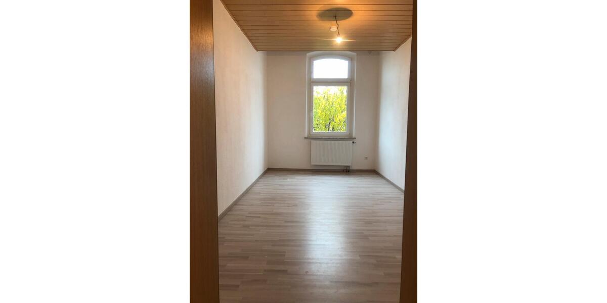 Etagenwohnung Kronach - 4 Zimmer, 112 m&sup2;, 750&euro; | Angebot:26413635
