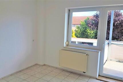 Wohnung Oettingen in Bayern - 4 Zimmer, 96 m&sup2;, 755&euro; | Angebot:26549897