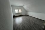 Dachgeschoßwohnung Rodewald - 3 Zimmer, 100 m&sup2;, 950&euro; | Angebot:26387251