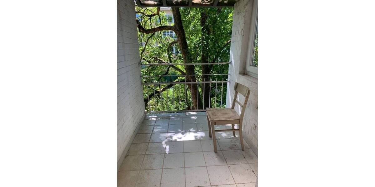 Etagenwohnung Baden-Baden Innenstadt - 4 Zimmer, 170 m&sup2;, 980&euro; | Angebot:26310300