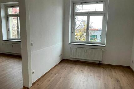 Wohnung Meerane - 4 Zimmer, 90 m&sup2;, 570&euro; | Angebot:25859242