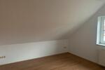 Dachgeschoßwohnung Altenbeken - 3 Zimmer, 750&euro; | Angebot:22288477
