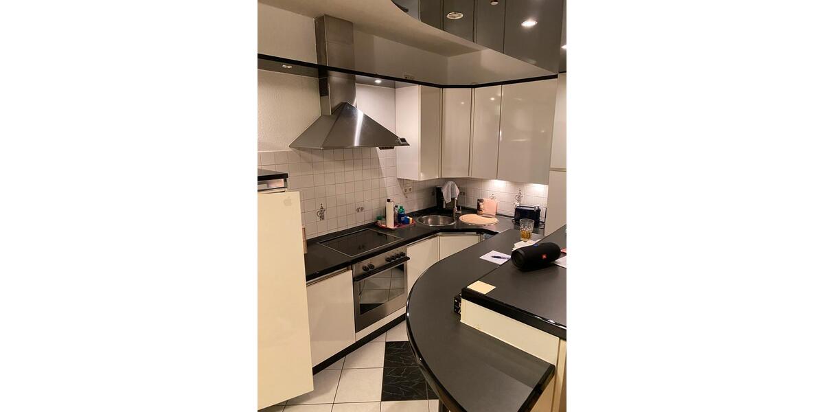 Dachgeschoßwohnung Dresden Neustadt - 2 Zimmer, 63 m&sup2;, 850&euro; | Angebot:26576704