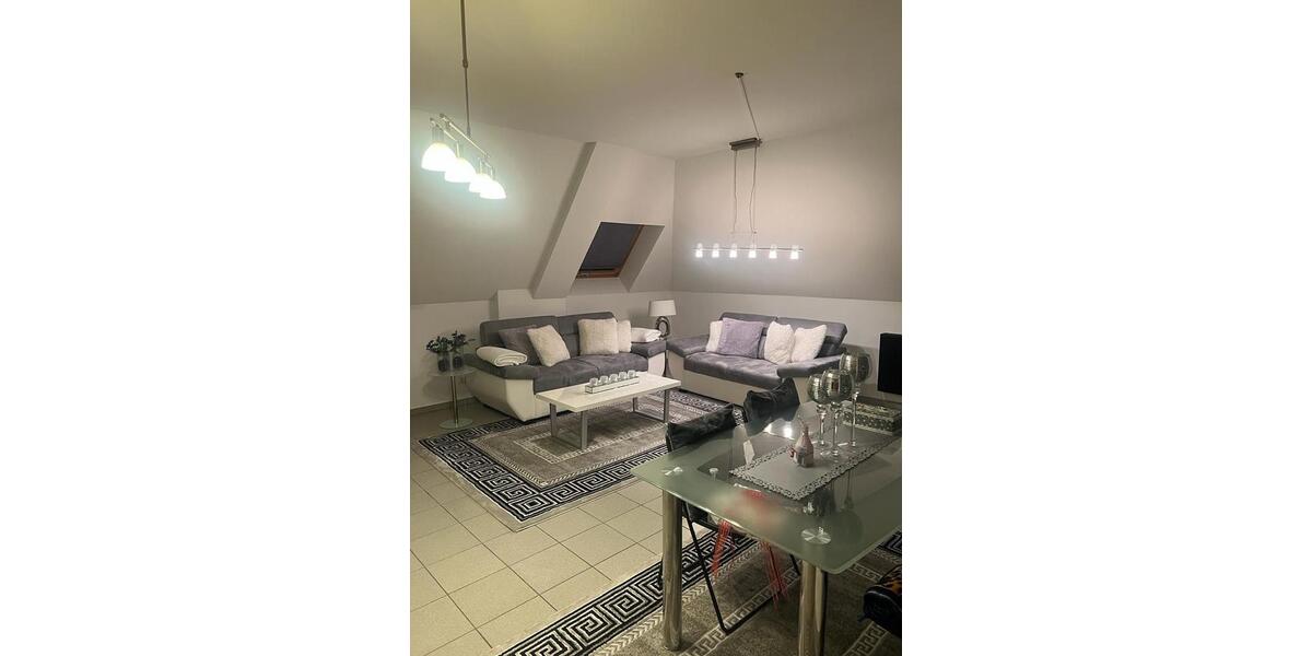 Dachgeschoßwohnung Hörstel - 2 Zimmer, 80 m&sup2;, 900&euro; | Angebot:25795750