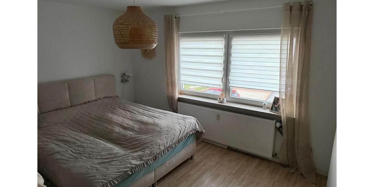 Etagenwohnung Kirchhain - 5 Zimmer, 140 m&sup2;, 1.300&euro; | Angebot:26482947