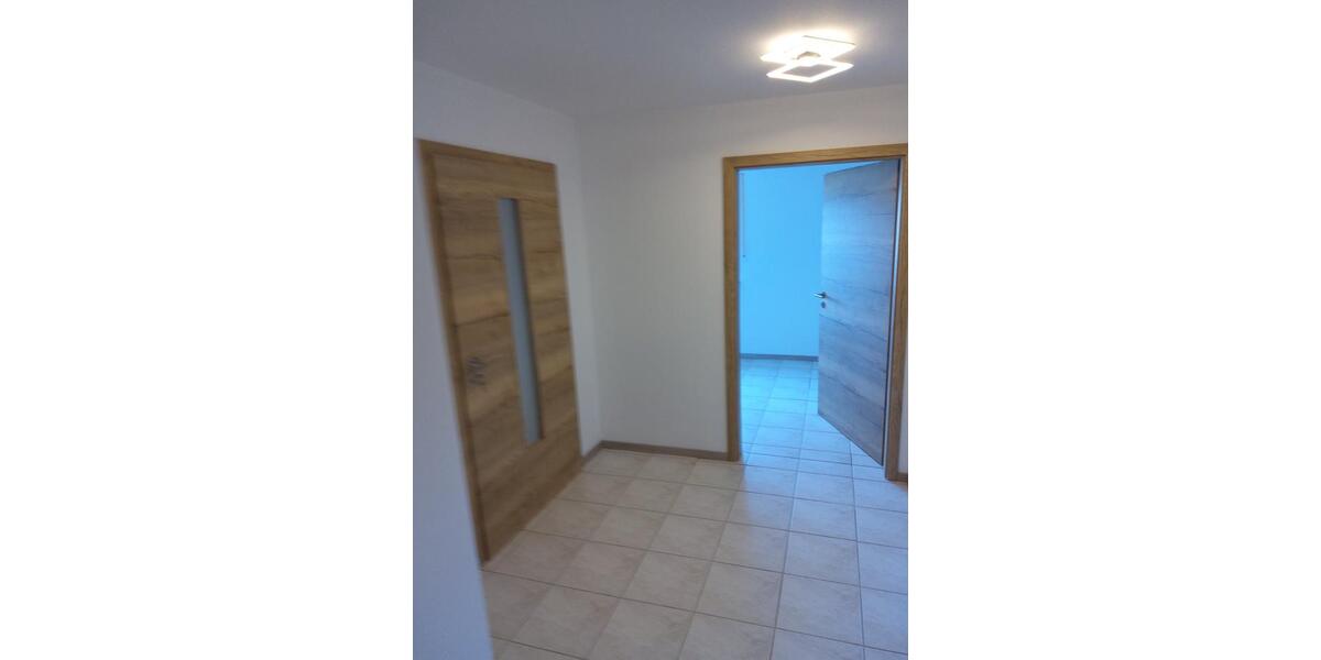 Erdgeschoßwohnung Künzell - 2 Zimmer, 90 m&sup2;, 850&euro; | Angebot:25646935