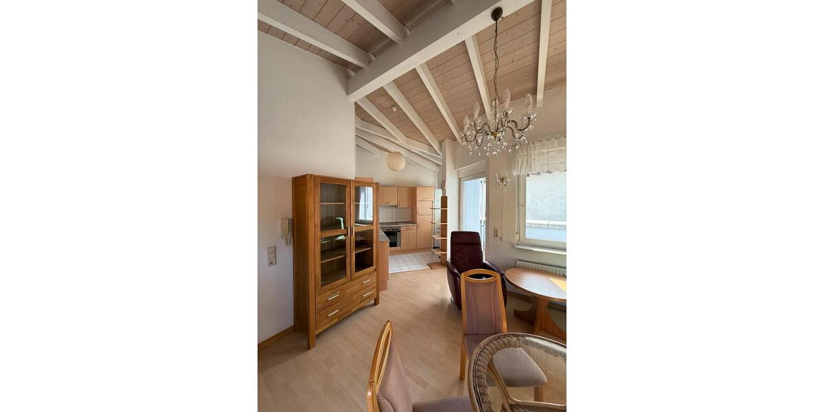 Dachgeschoßwohnung Gotha - 1 Zimmer, 60 m&sup2;, 660&euro; | Angebot:25397063