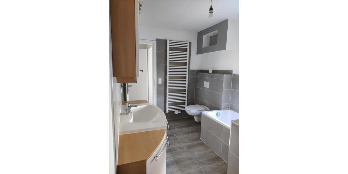 Einfamilienhaus Bad Hersfeld - 6 Zimmer, 152 m&sup2;, 1.350&euro; | Angebot:24768043