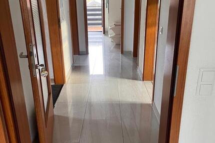Wohnung Illerkirchberg - 3 Zimmer, 53 m&sup2;, 1.300&euro; | Angebot:27608131